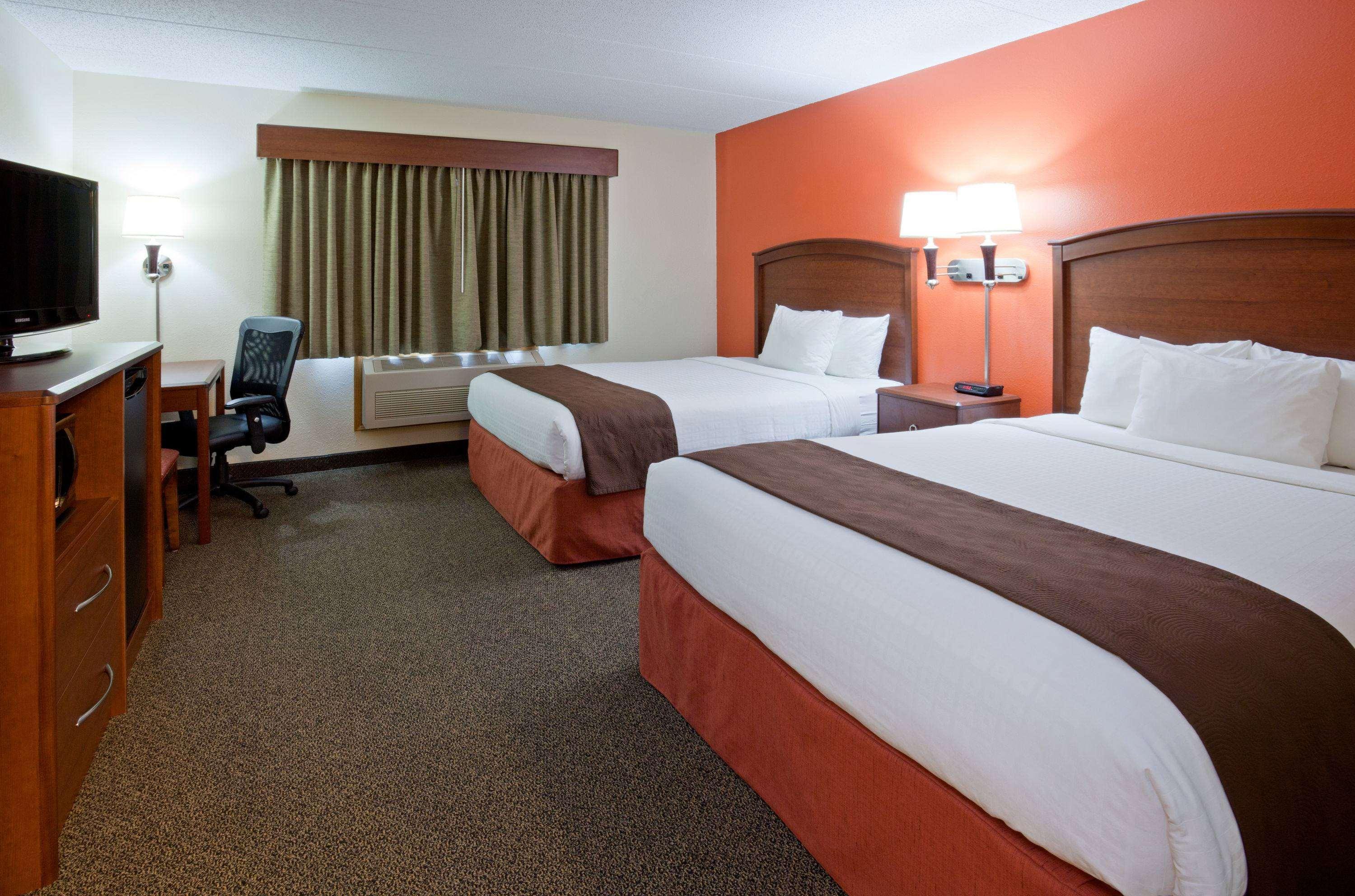 Americinn By Wyndham Virginia Εξωτερικό φωτογραφία