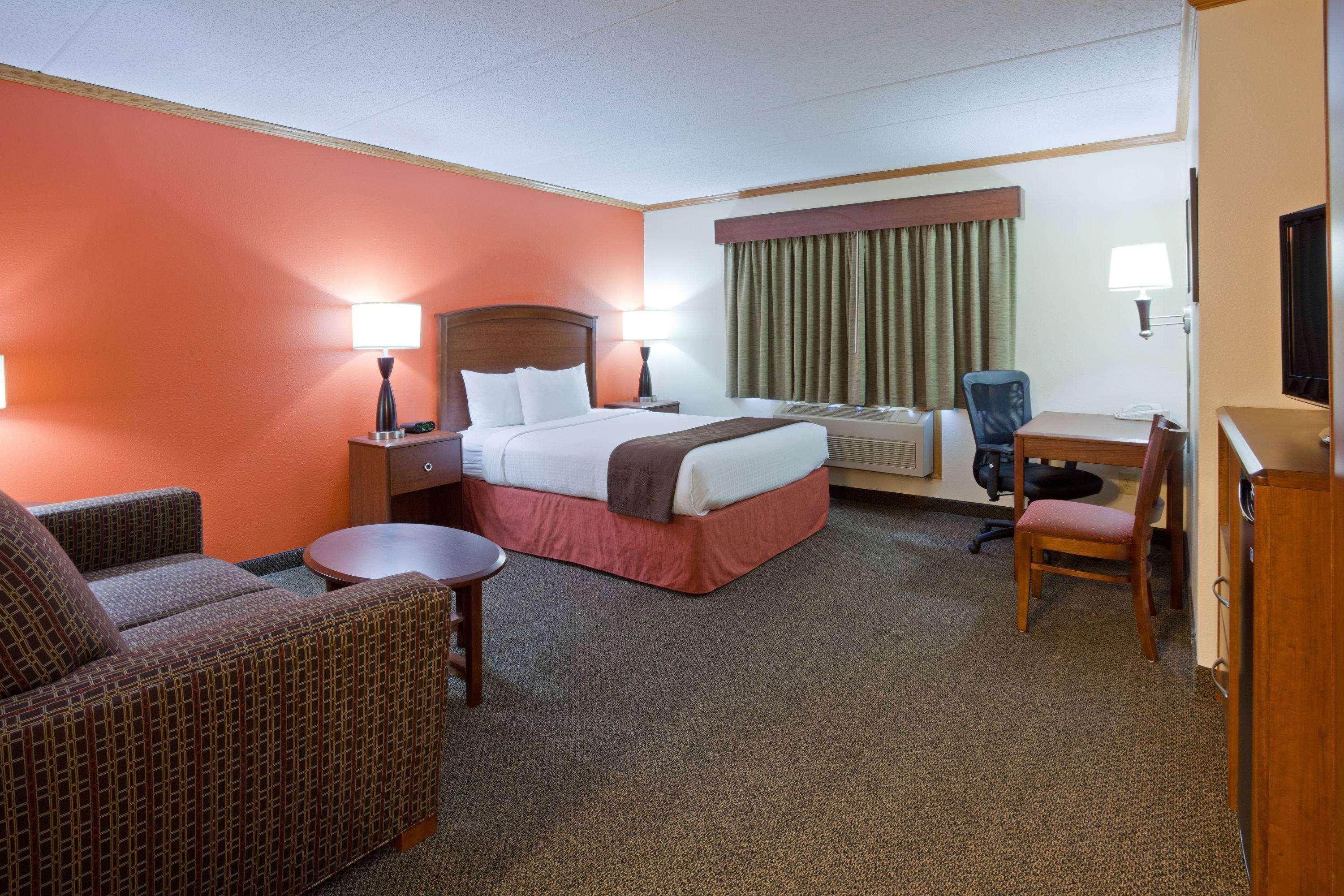 Americinn By Wyndham Virginia Εξωτερικό φωτογραφία