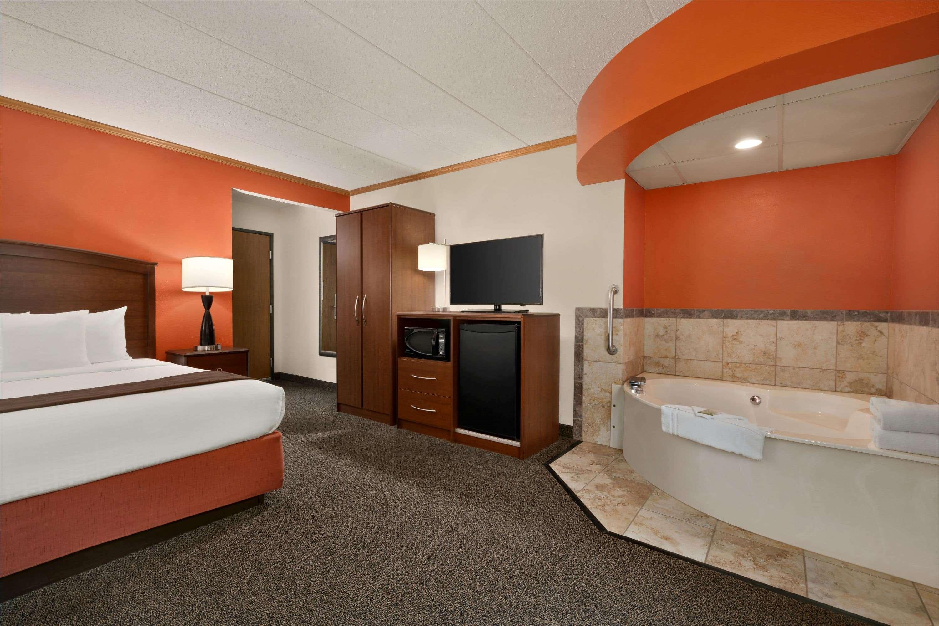 Americinn By Wyndham Virginia Εξωτερικό φωτογραφία