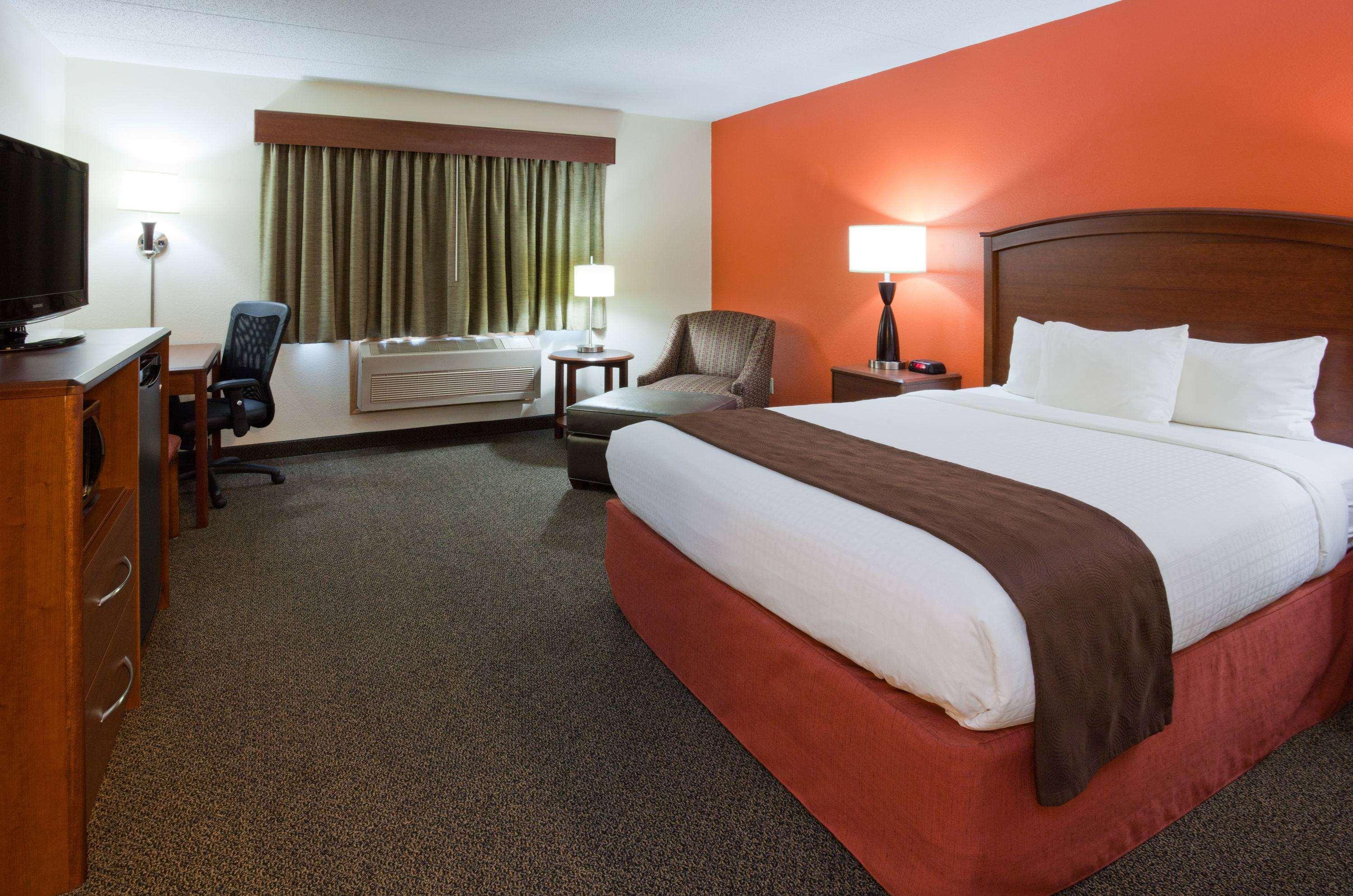 Americinn By Wyndham Virginia Εξωτερικό φωτογραφία