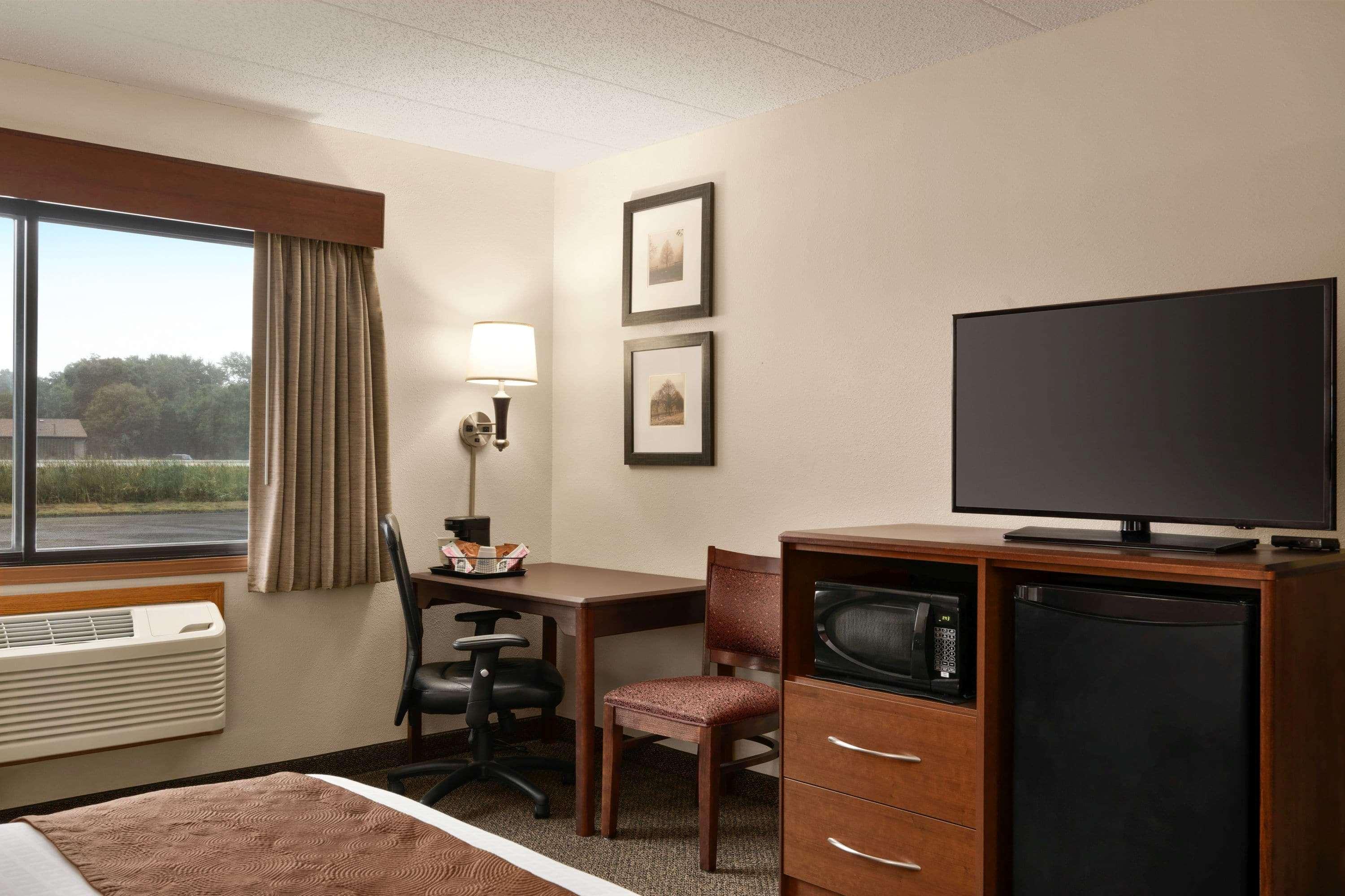 Americinn By Wyndham Virginia Εξωτερικό φωτογραφία