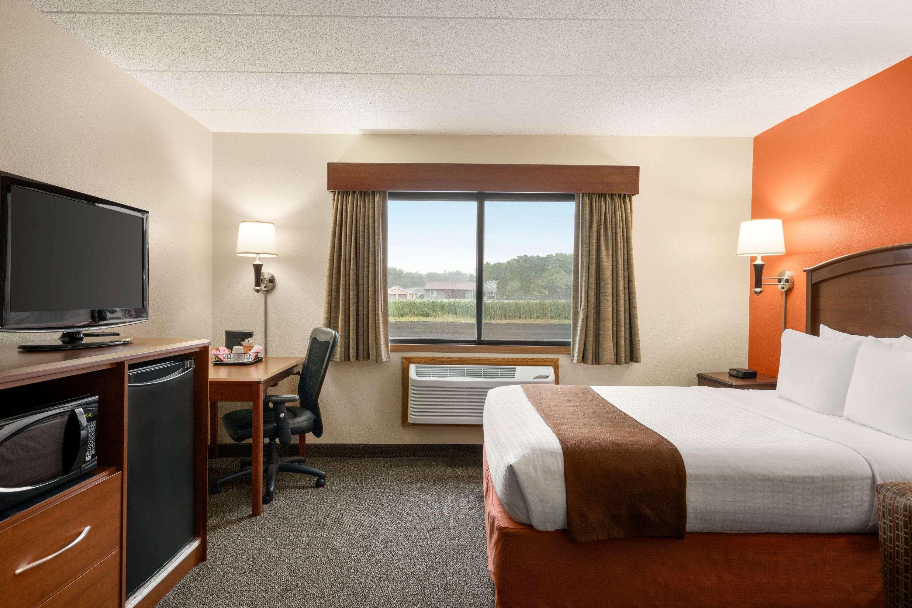Americinn By Wyndham Virginia Εξωτερικό φωτογραφία