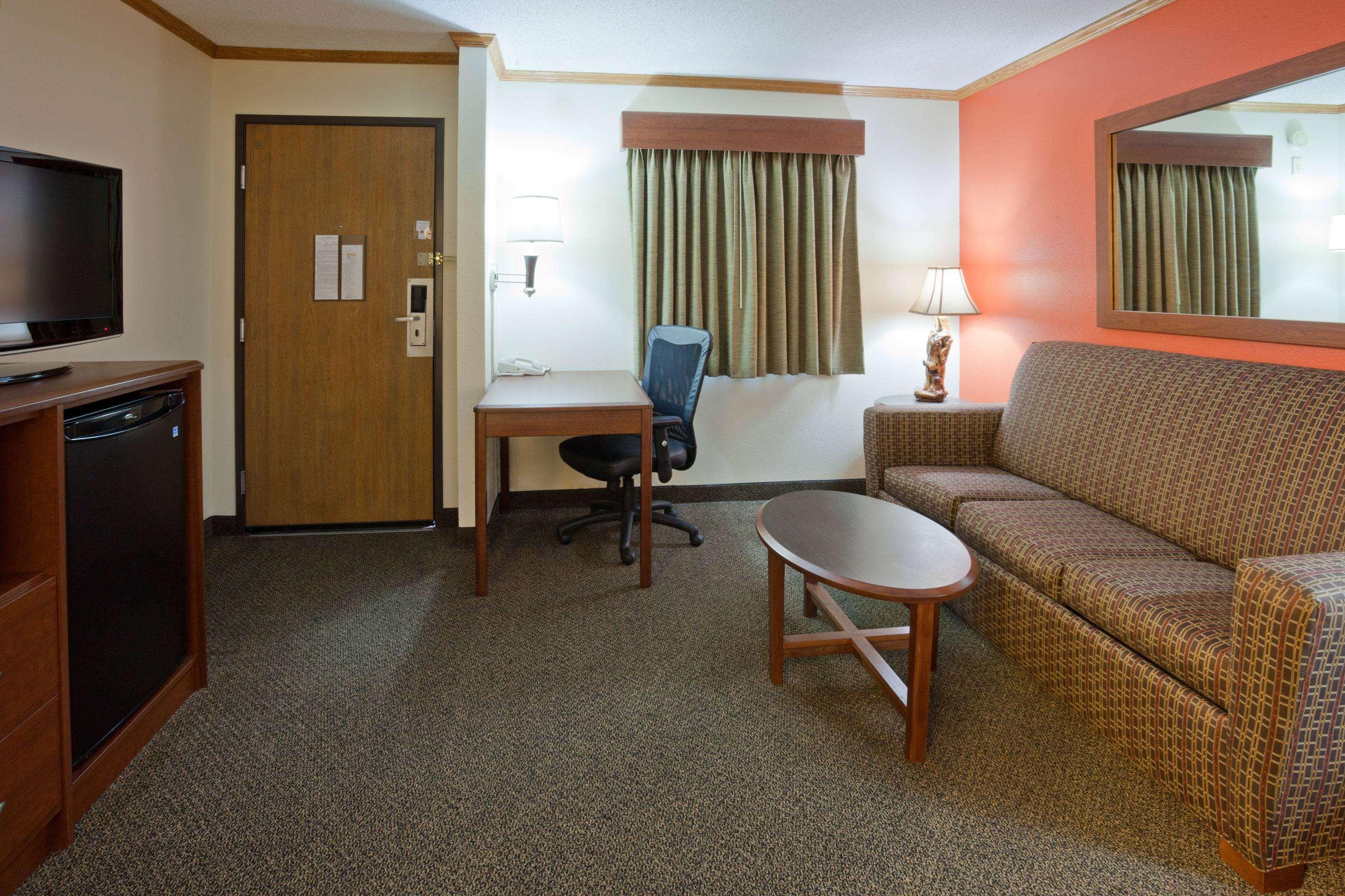 Americinn By Wyndham Virginia Εξωτερικό φωτογραφία