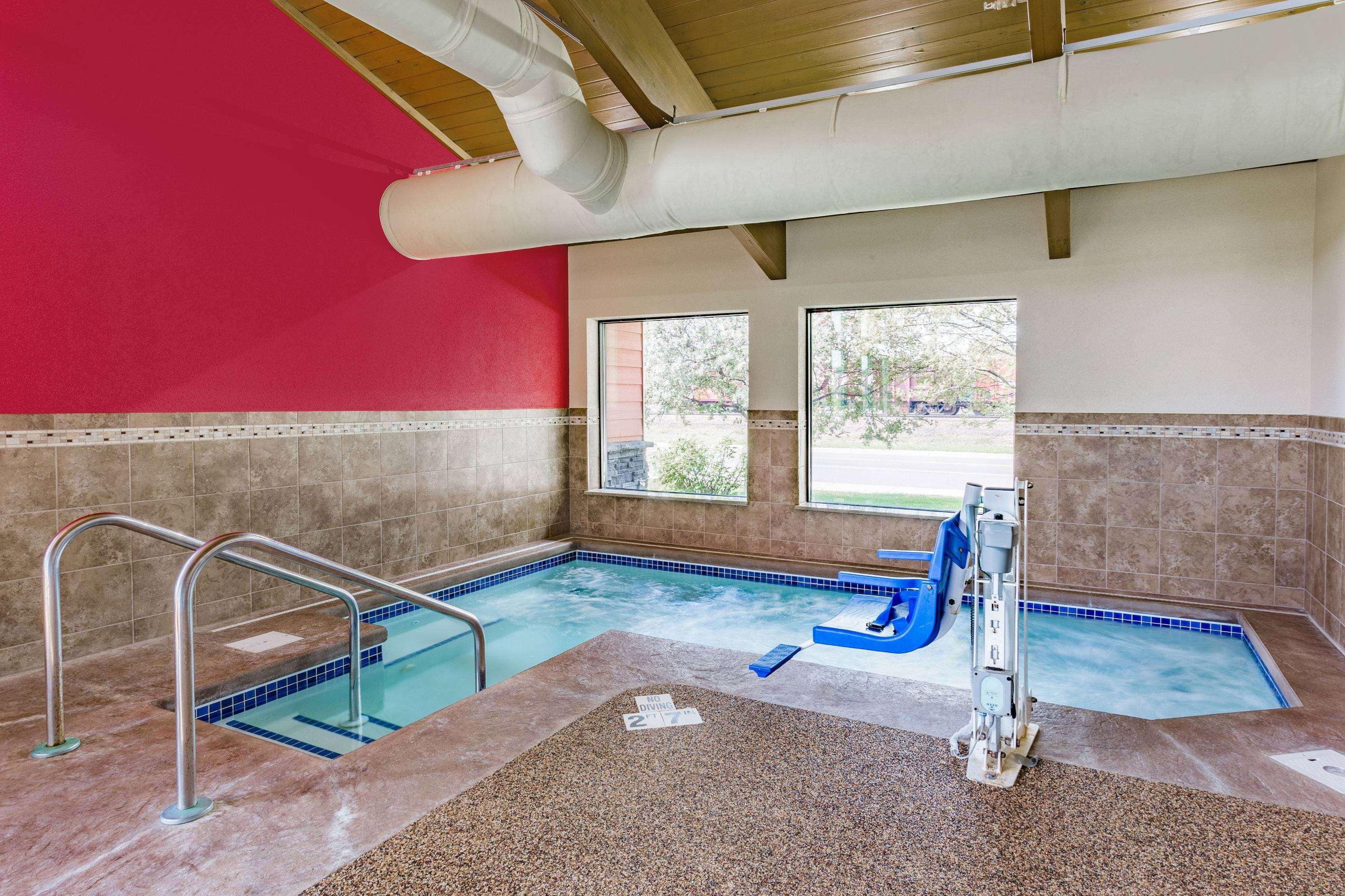 Americinn By Wyndham Virginia Εξωτερικό φωτογραφία